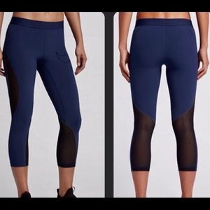 Nike pro hypercool leggings with mesh detail